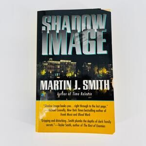 Shadow Image, a paperback book / novel by Martin J. Smith - Good Used Condition